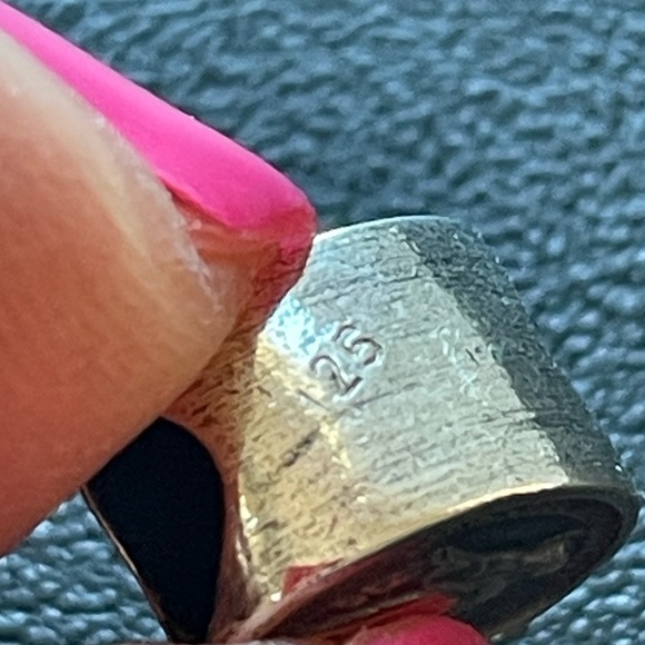 Miraculous Medal Sterling Silver Charm - PANDORA Bracelet Compatible - Picture 5 of 8